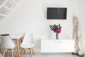 White Orchid Luxury Suites