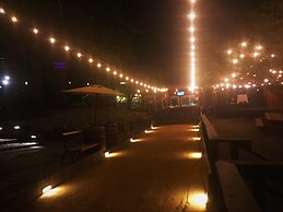 Redwoods River Resort