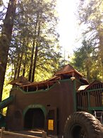 Redwoods River Resort