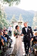 Redwoods River Resort