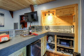 Redwoods River Resort