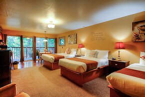 Redwoods River Resort