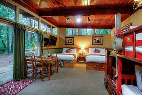 Redwoods River Resort