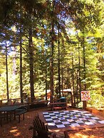 Redwoods River Resort