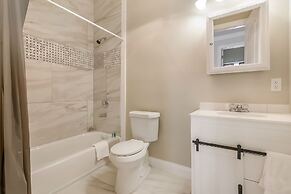 Spacious 5BD Penthouse in NOLA