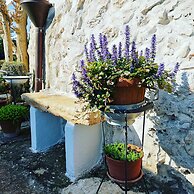 Trullo Madia with Shared Hot Tub in Nature