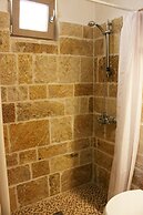 Trullo Madia with Shared Hot Tub in Nature