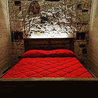 Trullo Madia with Shared Hot Tub in Nature