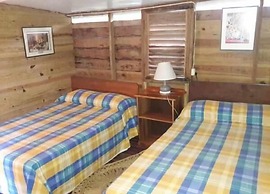 Secret Cabins at Firefly Beach