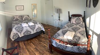 Brook Road Inn