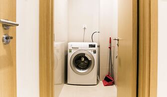 Johnny's Apartment & Ocean Villa