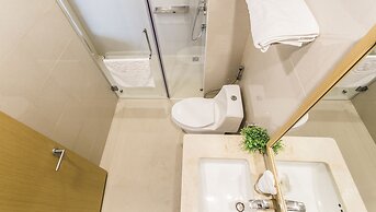 Johnny's Apartment & Ocean Villa