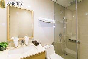 Johnny's Apartment & Ocean Villa