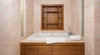 Johnny's Apartment & Ocean Villa