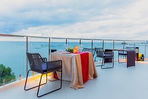 Centara Sonrisa Residences & Suites Sriracha