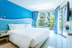 Centara Sonrisa Residences & Suites Sriracha