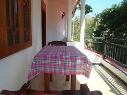 Amada Lake View Homestay