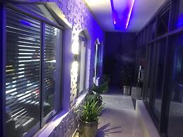 National City Hotel