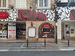 Rose Lips Shinsaibashi - Adults Only