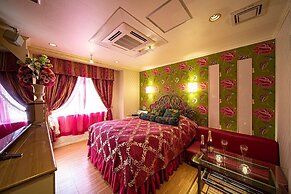 Rose Lips Shinsaibashi - Adults Only