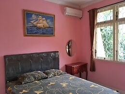 Cendana Mulia Hostel