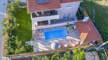Luxury Villa Petra near Split