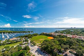 Ocean Million Dollar View Studio + Balcony #3