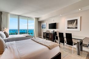 Ocean Million Dollar View Studio + Balcony #3