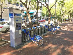 Ocean, Marina & City View Studio + Balcony #2