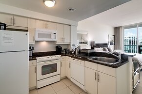 Ocean, Marina & City View Studio + Balcony #2