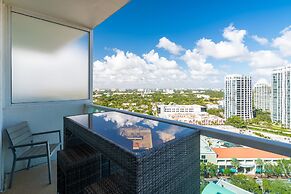 Ocean, Marina & City View Studio + Balcony #2