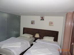 Gardenia Hotel - Hostel