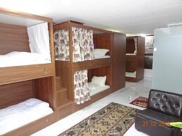 Gardenia Hotel - Hostel