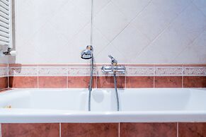 Lo Specchio del Lago