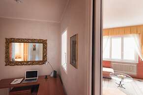 Lo Specchio del Lago