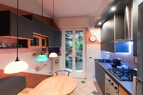 Lo Specchio del Lago