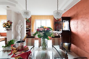 Lo Specchio del Lago