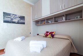 Lo Specchio del Lago