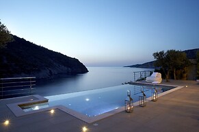 Braunis Horio Villas