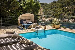 Braunis Horio Villas