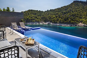 Braunis Horio Villas