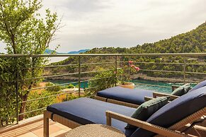 Braunis Horio Villas