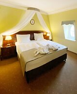 La Contessa Castle Hotel