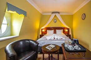 La Contessa Castle Hotel