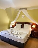La Contessa Castle Hotel