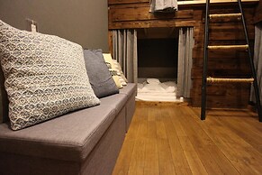 SHARIN Kanazawa Traveler's Inn - Hostel