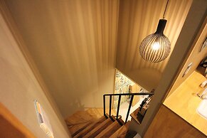 SHARIN Kanazawa Traveler's Inn - Hostel