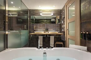 The Level at Melia Sevilla