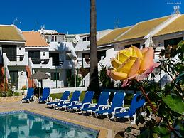 B12Torraltinha Apartment by Dreamalgarve