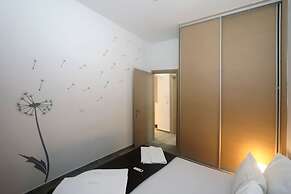 Gazi Boutique Apartment 1